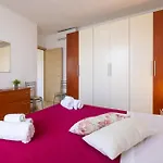 Lucrezia - Relax, Piscina, Barbeque E Wi-fi Holiday home *