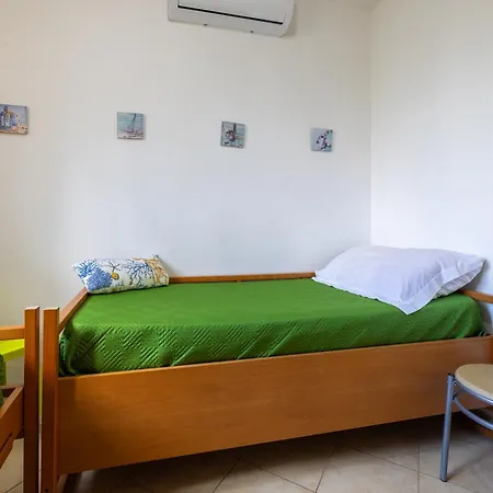 Lucrezia - Relax, Piscina, Barbeque E Wi-fi Nardo